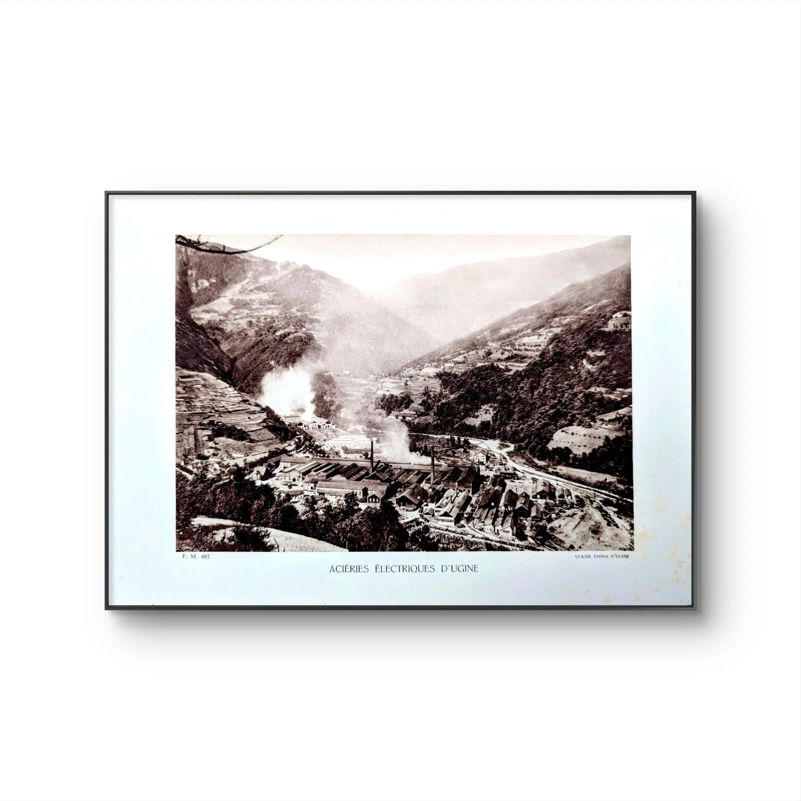 Ugine, Savoie. Placa fotográfica impressa em 1942. – photo 6